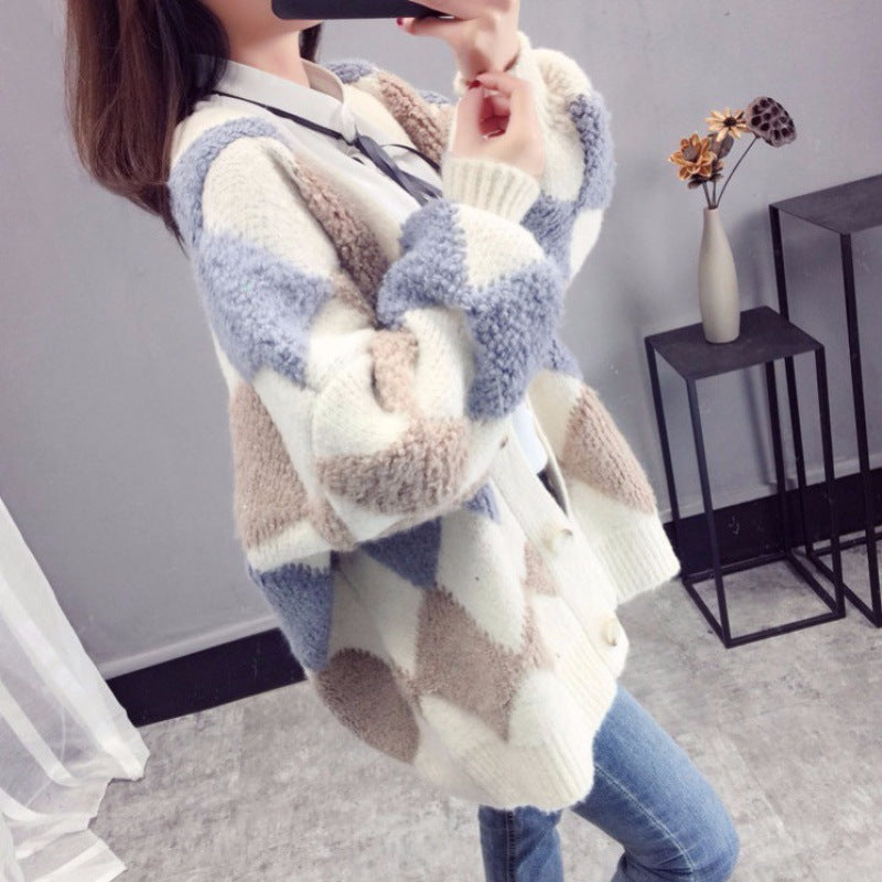2026 Autumn/Winter New Style Cardigan Sweater for Women, Knitted, Lazy Style, V-neck, Diamond Pattern, Loose Fit, Unique Style