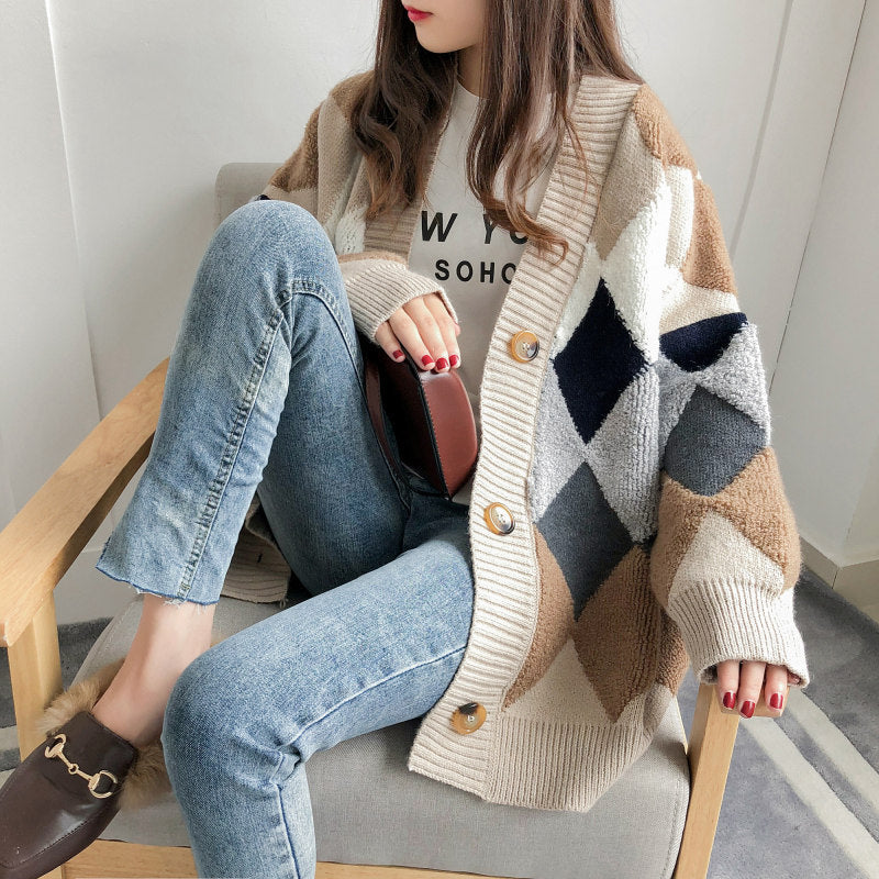 2026 Autumn/Winter New Style Cardigan Sweater for Women, Knitted, Lazy Style, V-neck, Diamond Pattern, Loose Fit, Unique Style