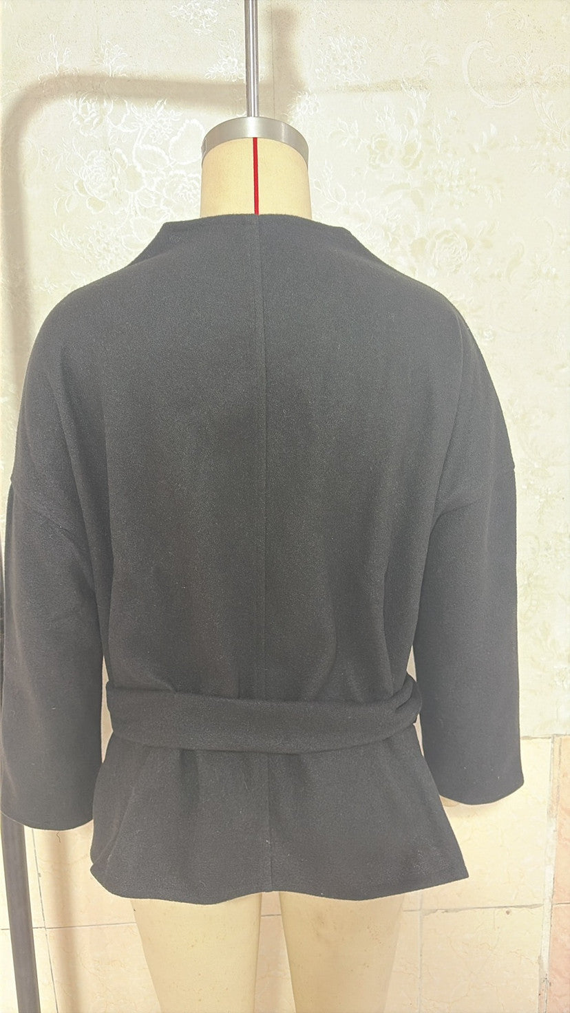 New short imitation wool coat for women, 2026 autumn and winter, loose fit, tie-up cardigan, long sleeves