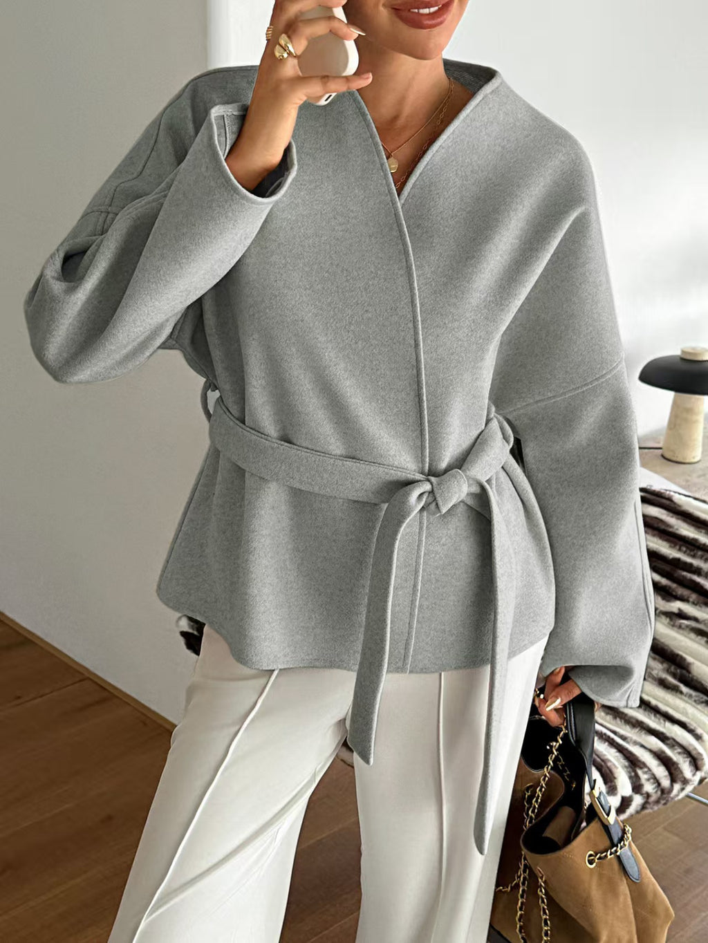 New short imitation wool coat for women, 2026 autumn and winter, loose fit, tie-up cardigan, long sleeves