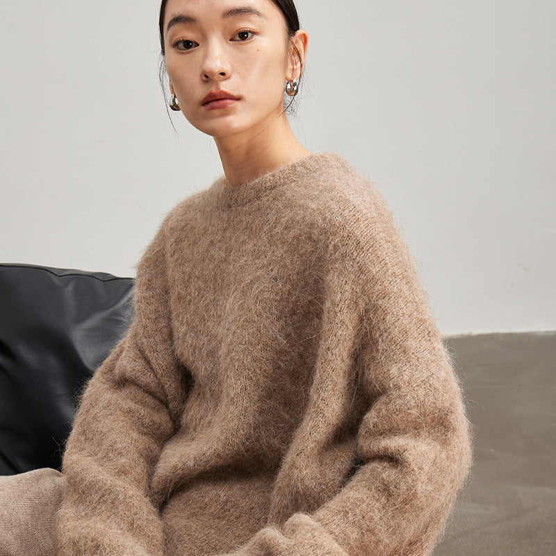 Exquisite and unwavering, G-quality niche alpaca wool crew neck sweater for women, 2026 autumn/winter, relaxed and loose knitwear.