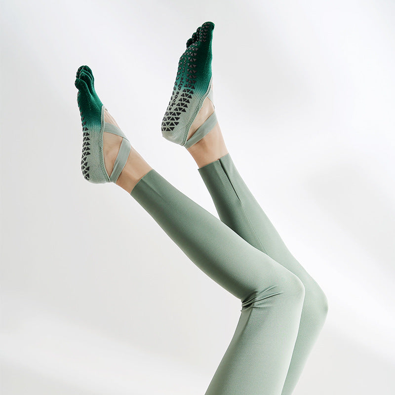 Gradient strap yoga non-slip socks