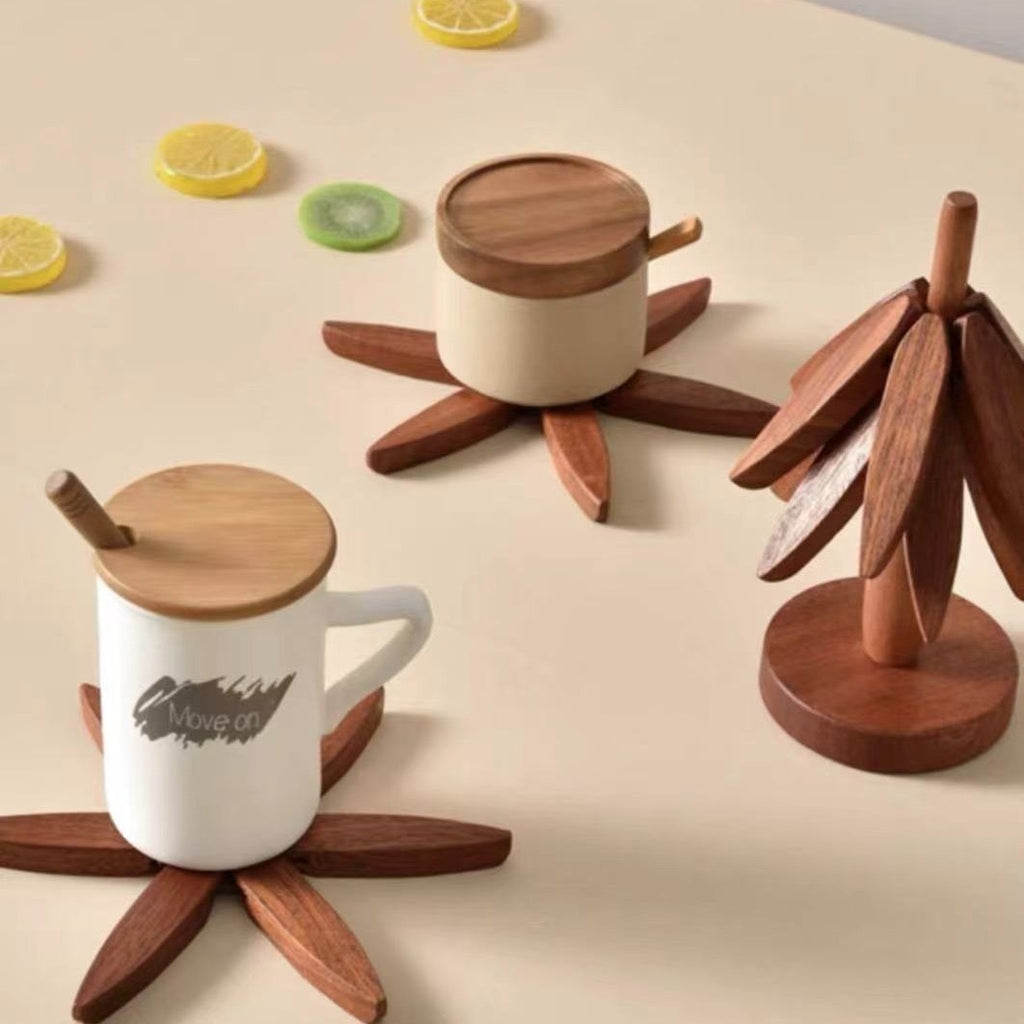 A tree wood insulation coaster