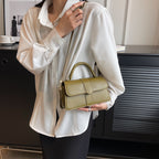 High-end niche design bag for women autumn and winter new single shoulder crossbody bag retro versatile portable small square bag