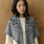 2026 New Style Cashmere Knitted Printed Square Scarf/Shawl - Spring/Summer, Warm in Air-Conditioned Rooms, Autumn/Winter, Stylish and Versatile Scarf