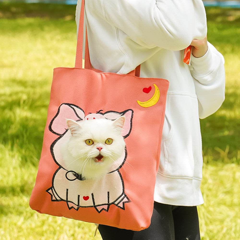 Portable travel bag for pets.
