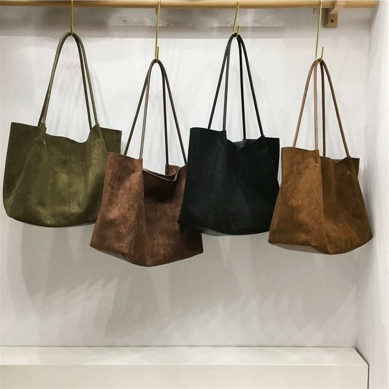 Korean style autumn/winter large capacity retro suede 2026 new casual commuter shoulder bag/handbag/mother and daughter tote bag