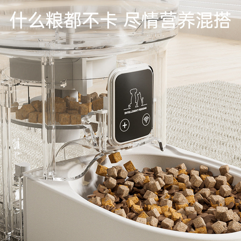 Automatic pet feeder for  pets.