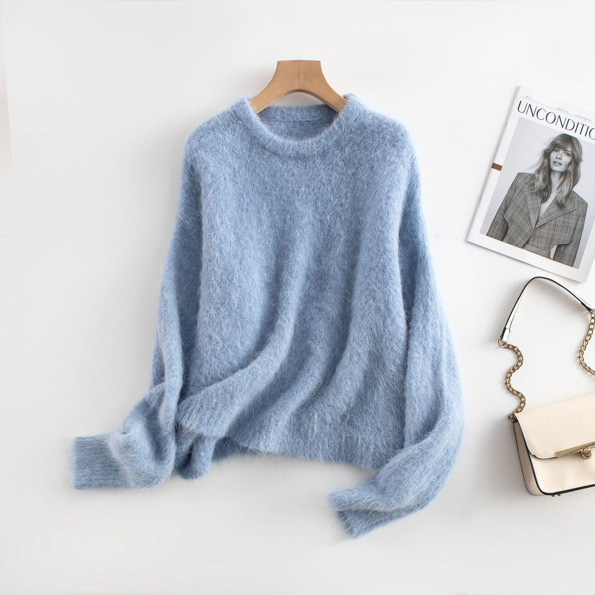 Exquisite and unwavering, G-quality niche alpaca wool crew neck sweater for women, 2026 autumn/winter, relaxed and loose knitwear.