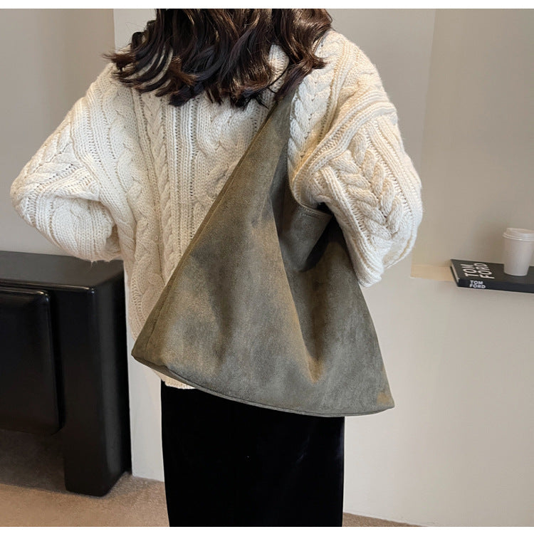 Casual commuter large capacity women's bag 2026 new autumn and winter suede tote bag niche versatile shoulder bag