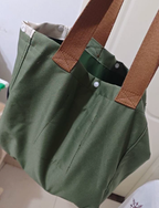 Portable travel bag for pets.